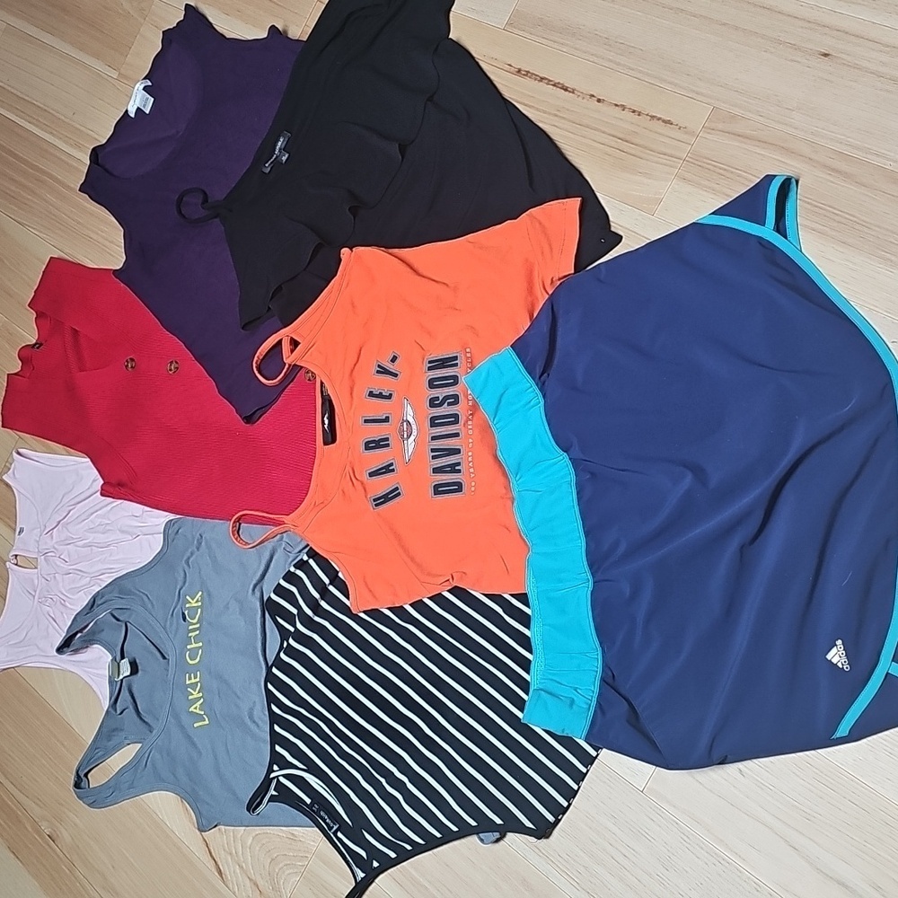 Womens Bundle 7 Tops 1 Skort Lot Size Medium Large XXL Not So Mystery Box